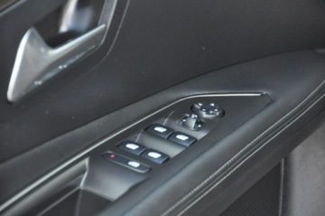 Peugeot 3008 II 2018 Peugeot 3008 GWARANCJA Serwis Bezwypadkowy LED Hak, zdjęcie 29