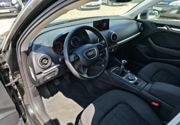 Audi A3 8V Hatchback 3d 1.4 TFSI 122KM 2013 Audi A3 Sportback 1.4 Benzyna 122KM, zdjęcie 16