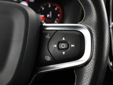 Volvo XC40 Crossover 2.0 D3 150KM 2018 Volvo XC 40 automat full LED skóra/alcantara, zdjęcie 30