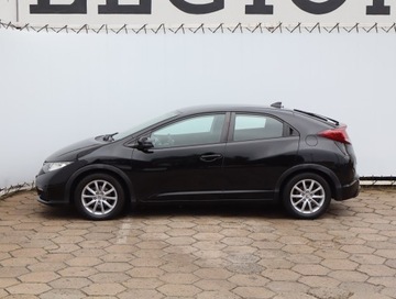 Honda Civic IX Hatchback 5d 1.4 i-VTEC 100KM 2014 Honda Civic 1.4 i-VTEC, Klima, Klimatronic, zdjęcie 2