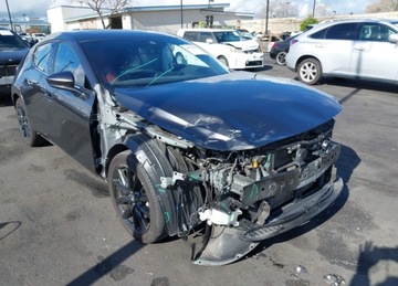 Mazda 3 IV 2022 Mazda 3 Premium, od ubezpieczalni 2.5 Benzyna 189KM, zdjęcie 1