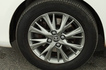 Toyota Yaris III Hatchback 5d Facelifting 2017 1.5 Dual VVT-iE 111KM 2017 Toyota Yaris 1.5 Dual VVT-i, Salon Polska, zdjęcie 11