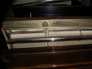 РОСЛЕР-ПЕТРОФ фортепиано, тихая игра.