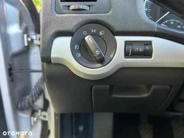 Skoda Octavia II Kombi 1.6 TDI CR DPF 105KM 2010 Skoda Octavia Skoda Octavia 1.6 Diesel 105KM, zdjęcie 19