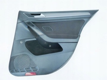 ОБИВКА ДВЕРИ ЗАДНЯЯ ПРАВАЯ GOLF VII 14r 5G4868074