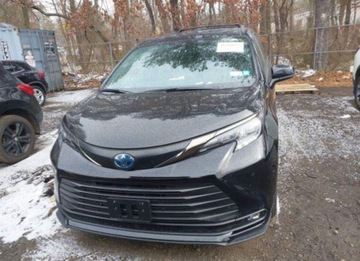 Toyota Sienna III 2024 Toyota Sienna 2024, 2.5L, 4x4, WOODLAND EDITION, od ubezpieczalni 2.5 189KM, zdjęcie 3