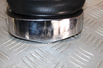 Спинка пассажирского сиденья нежная перекладина SUZUKI VL 800 BOULEVARD C50 2005 - 2012