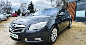 Opel Insignia I Sedan 1.8 Twinport ECOTEC 140KM 2009 Opel Insignia BENZYNA sedan SKORA nawigacja SUPER okazja 1.8