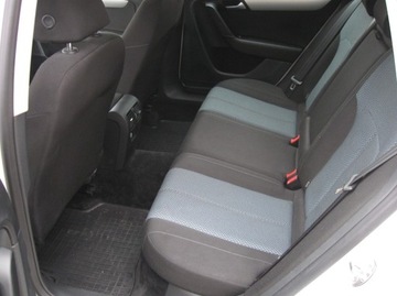 Volkswagen Passat B7 Variant 1.6 TDI CR DPF BlueMotion 105KM 2014 VW PASSAT Variant 1,6 TDI 105 KM BlueMotion , cena brutto FV VAT, zdjęcie 9
