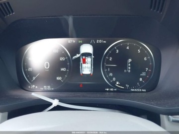 Volvo XC60 II Crossover T5 250KM 2018 Volvo XC 60 2018 r.,2,0L T5 MOMENTUM 2.0 Benzyna 250KM, zdjęcie 6