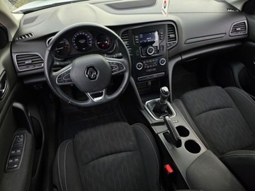 Renault Megane IV Hatchback 5d 1.3 TCe 140 FAP 140KM 2019 Renault Megane 1.3 Benzyna 140KM, zdjęcie 18