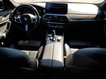 BMW Seria 5 G30-G31 2021 BMW Seria 5 530e 2021 2.0l 2.0 Hybryda 288KM, zdjęcie 8