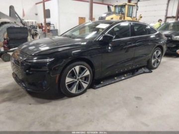 Audi 2025 Audi A6 Avant e-tron Premium Plus, 2025r., 4x4 Elektryczny 422KM, zdjęcie 1