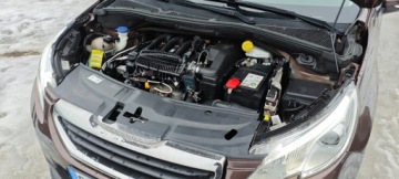Peugeot 2008 I SUV 1.2 VTi 82KM 2014 Peugeot 2008 Peugeot 2008 1.2 82KM Z Niemiec 1.2 Benzyna 82KM, zdjęcie 8
