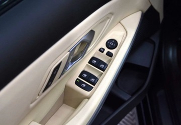 BMW Seria 3 G20-G21 Limuzyna 2.0 318i 156KM 2023 BMW Seria 3 Benzyna 156KM - Polski salon _ Faktura VAT 23 _ 2.0 Benzyna, zdjęcie 17