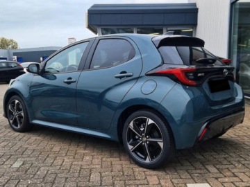 Toyota Yaris IV Hatchback Facelifting 1.5 Hybrid Dynamic Force 130KM 2026 Executive 1.5 Hybrid 130KM | Podgrzewane fotele!, zdjęcie 3