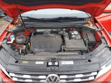 Volkswagen Tiguan II 2019 Volkswagen Tiguan 2019 VOLKSWAGEN TIGUAN 2.0T S 2.0 Benzyna 184KM, zdjęcie 18