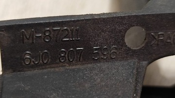 DRŽÁKY OSTŘIKOVAČE PRAVÝ PŘEDNÍ SEAT IBIZA IV 6J 6J0807596