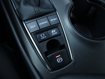 Toyota Camry IX Sedan 2.5 Hybrid Dynamic Force 218KM 2022 Toyota Camry 2.5 Hybrid, Salon Polska, zdjęcie 15