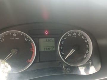 Skoda Fabia II 2008 SKODA FABIA KOMBI 1,4 TDI, zdjęcie 9