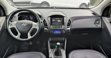 Hyundai ix35 SUV Theta 2.0 MPI 163KM 2010 Hyundai ix35 2.0i 163 kM Skory Panorama Keyless Kamera Grzane Fotele GWARA, zdjęcie 4