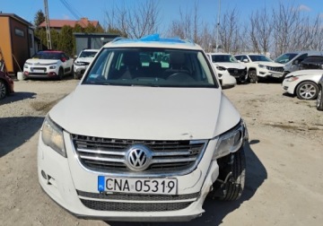 Volkswagen Tiguan I SUV 2.0 TDI CR DPF 140KM 2008 Volkswagen Tiguan 2008r, 2.0 TDI. 4x4. AUTOMAT. Uszkodzony lewy przod Poob, zdjęcie 16
