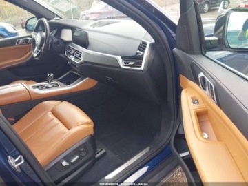 BMW X5 G05 2022 BMW X5 2022 BMW X5 xDrive40i Sports Activity Vehicle 3.0 Benzyna 335KM, zdjęcie 10