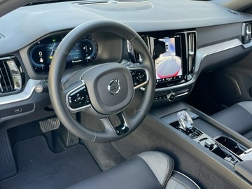 Volvo V60 II  2024 Volvo V60 B4 B Plus Dark Fv23% - Gwarancja Harman, zdjęcie 8