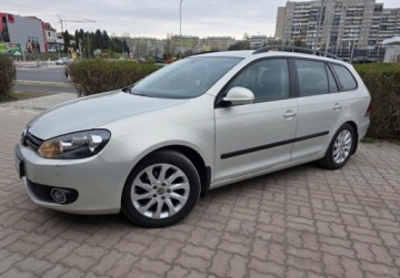Volkswagen Golf VI Variant 1.2 TSI 105KM 2011 Volkswagen Golf Wzorowy - Klimatronik - Navi - Salon Polska 1.2 Benzyna, zdjęcie 1
