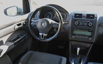 Volkswagen Touran II 1.6 TDI 105KM 2011 Volkswagen Touran GWARANCJA, 1.6 TDI, Automat DSG, 7-Osobowy, Ladnie utrzy, zdjęcie 10