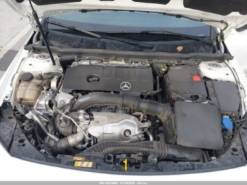 Mercedes CLA C118/X118 2021 Mercedes-Benz CLA 250 2021 2.0 Benzyna 221KM, zdjęcie 8