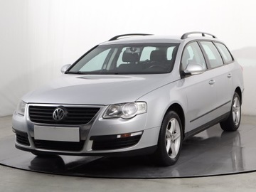 Volkswagen Passat B6 Variant 1.4 TSI 122KM 2009 VW Passat 1.4 TSI, Klima, Klimatronic, Tempomat, zdjęcie 1