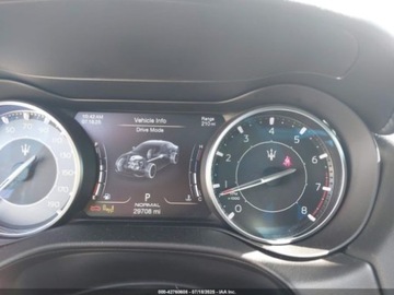 Maserati Ghibli III 2021 Maserati Ghibli S 2021 3.0l 3.0 Benzyna 424KM, zdjęcie 10