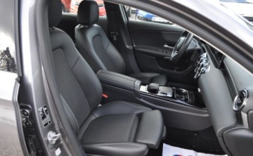 Mercedes Klasa A W177/V177 Hatchback 1.3 200 163KM 2018 Mercedes-Benz Klasa A A200 Automat Benzyna Kamera Nawigacja 1.3 Benzyna, zdjęcie 15