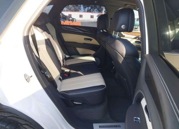 Bentley Bentayga 2021 Bentley Bentayga 2021r., V8, 4L, od ubezpieczalni 4.0 Benzyna 550KM, zdjęcie 10