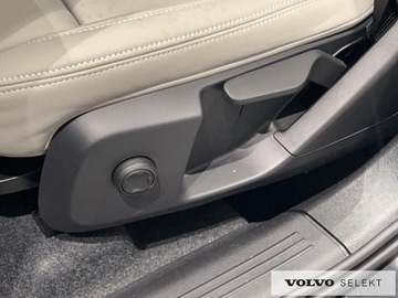 Volvo XC40 Crossover Facelifting 2.0 B3 163KM 2025 Volvo XC 40 VOLVO XC40 B3 Core Benzyna (163+14KM), zdjęcie 14