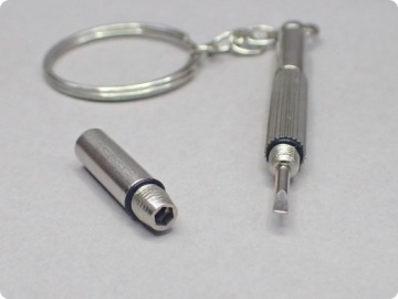 МИНИ-ОТВЕРТКА 4 ​​в 1 БРЕЛОК