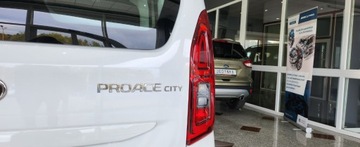 Toyota 2022 Toyota Proace City Verso Proace City Verso Long 7foteli 130KM z polskiego, zdjęcie 17