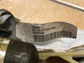 CITROEN C8 OE 1400418880 ZÁVĚS VZDUCH