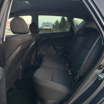 Hyundai i30 I Hatchback 1.4 109KM 2010 Hyundai i30 1.4 Blue Classic, zdjęcie 24