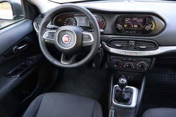 Fiat Tipo II Hatchback 1.4 T-Jet LPG 120KM 2017 Fiat Tipo 1.4 T-Jet, Salon Polska, Klima, zdjęcie 6