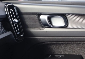 Volvo XC40 2022 Volvo XC 40 T3 163KM R-Design Salon POLSKA I Wlasciciel Gwarancja FV23, zdjęcie 21