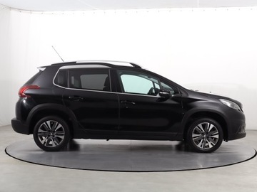 Peugeot 2008 I SUV Facelifting 1.2 PureTech 130KM 2016 Peugeot 2008 1.2 PureTech, Salon Polska, zdjęcie 5