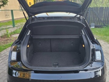 Audi A1 I Hatchback 3d 1.6 TDI 90KM 2014 Audi A1 3-drzwiowe S-LINE ASO navi grz. fotele klima ALU 17 2xkola g, zdjęcie 23
