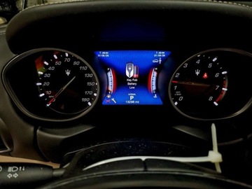 Maserati Levante 2019 Maserati Levante S Luxury 2019 3.0 Benzyna 345KM, zdjęcie 9