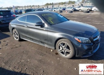 Mercedes Klasa C W205 Coupe Facelifting 2.0 300 258KM 2019 Mercedes-Benz Klasa C MERCEDES-BENZ C 300 4MATIC 2.0 Benzyna 259KM