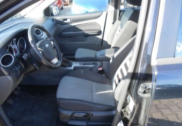 Ford Focus II Focus C-Max 1.6 TDCi 109KM 2009 Ford Focus Ford Focus Mk2 1.6 benzyna 109 KM 1.6 Diesel 109KM, zdjęcie 11