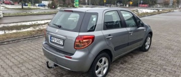 Suzuki SX4 I Hatchback 1.6 i 16V VVT 107KM 2006 Suzuki SX4 Suzuki SX4 1.6 VVT 4x2 Comfort 1.6 Benzyna 107KM, zdjęcie 3