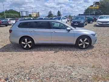 Volkswagen Passat B8 Variant Facelifting 2.0 TDI SCR 150KM 2021 Volkswagen Passat 2,0 TDI 150KM DSG kamera alu navi lift VAT 23 oplacony, zdjęcie 4
