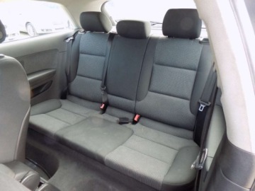 Audi A3 8P Hatchback 3d 2.0 FSI 150KM 2004 Audi A3 3-drzwiowe BIALOLEKA 2.0 Benzyna (150 KM) AUTOMAT, 2004r. KOMIS, zdjęcie 7